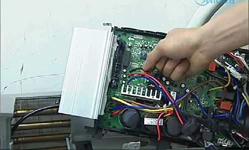 咸宁美的空调电话是多少